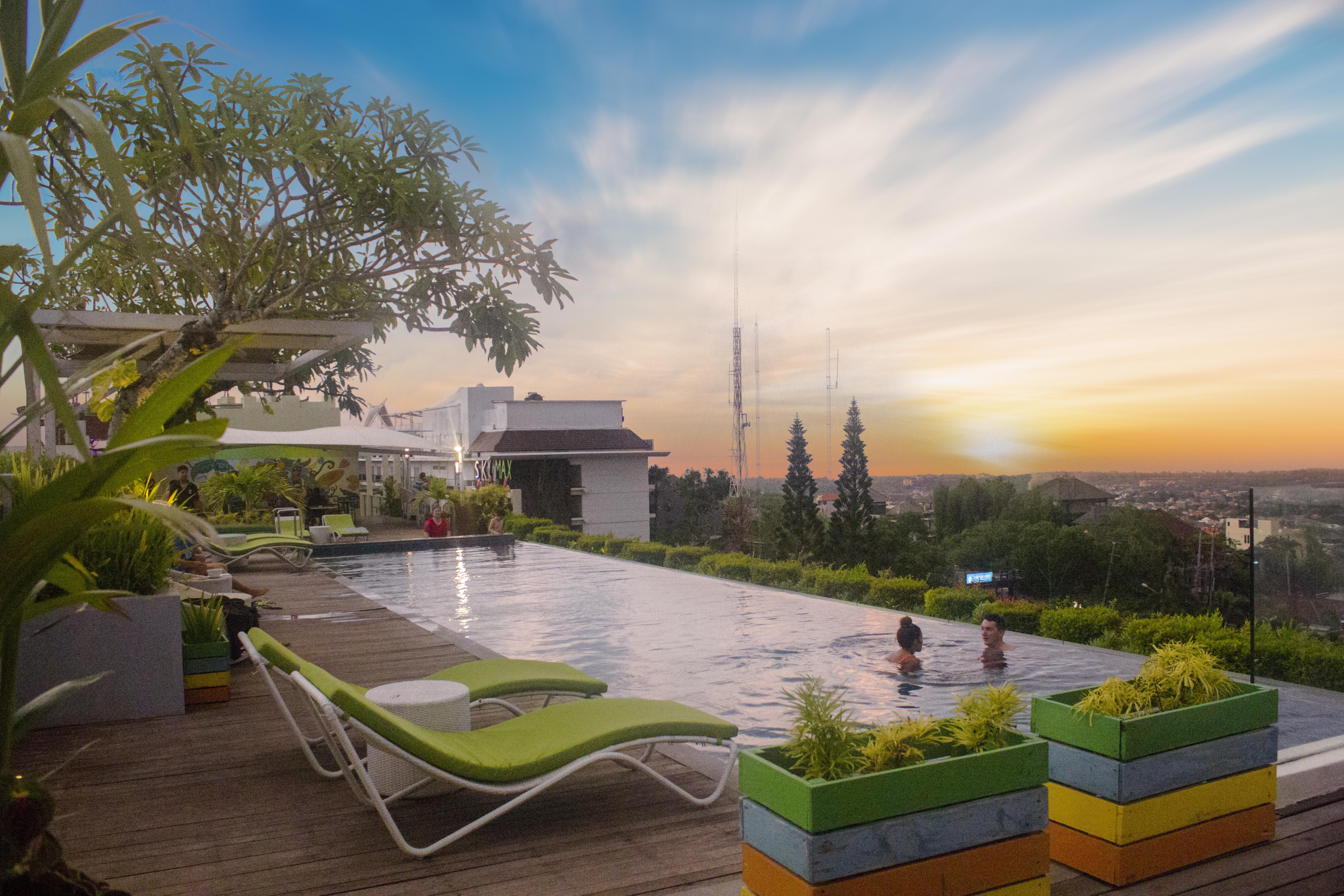 Maxonehotels At Bukit Jimbaran Екстер'єр фото